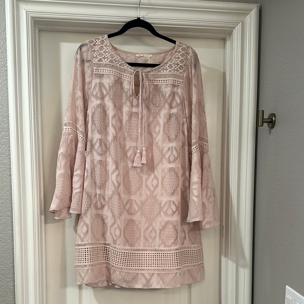 Chic Boho Pink Lace Tunic